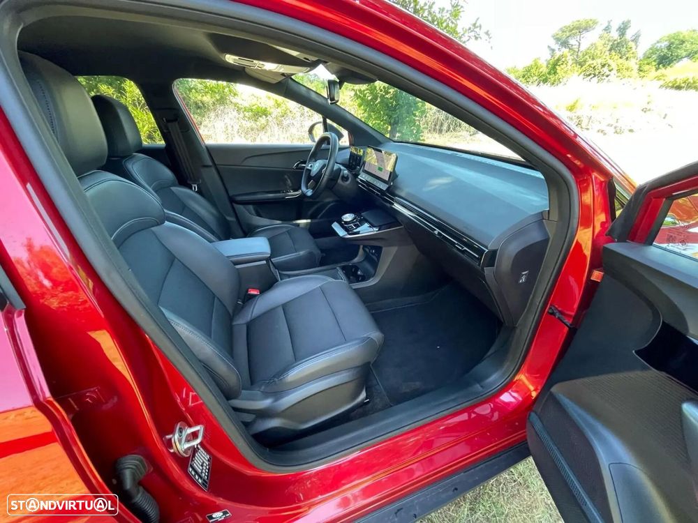 MG MG4 77 kWh Extended Range Luxury - 29