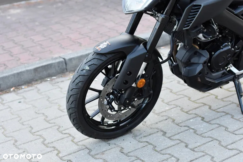 Yamaha MT - 21