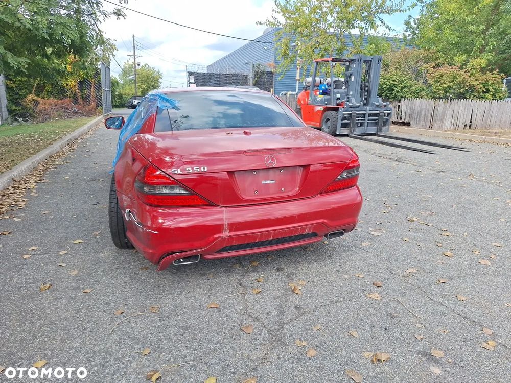 Mercedes-Benz SL 500 - 11