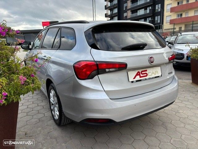Fiat Tipo Station Wagon 1.3 M-Jet Easy - 26