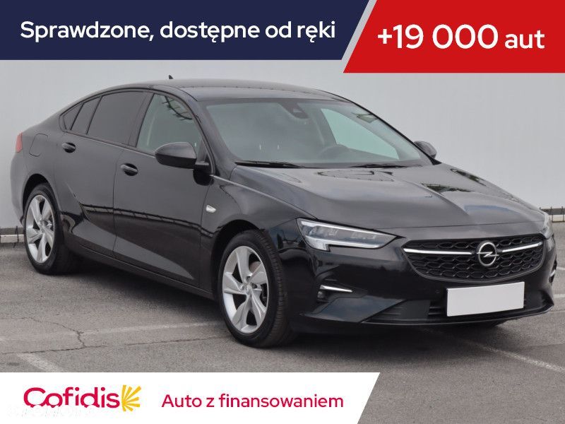 Opel Insignia - 2