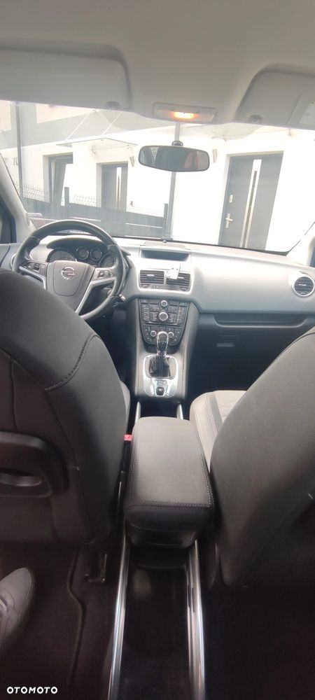 Opel Meriva - 12