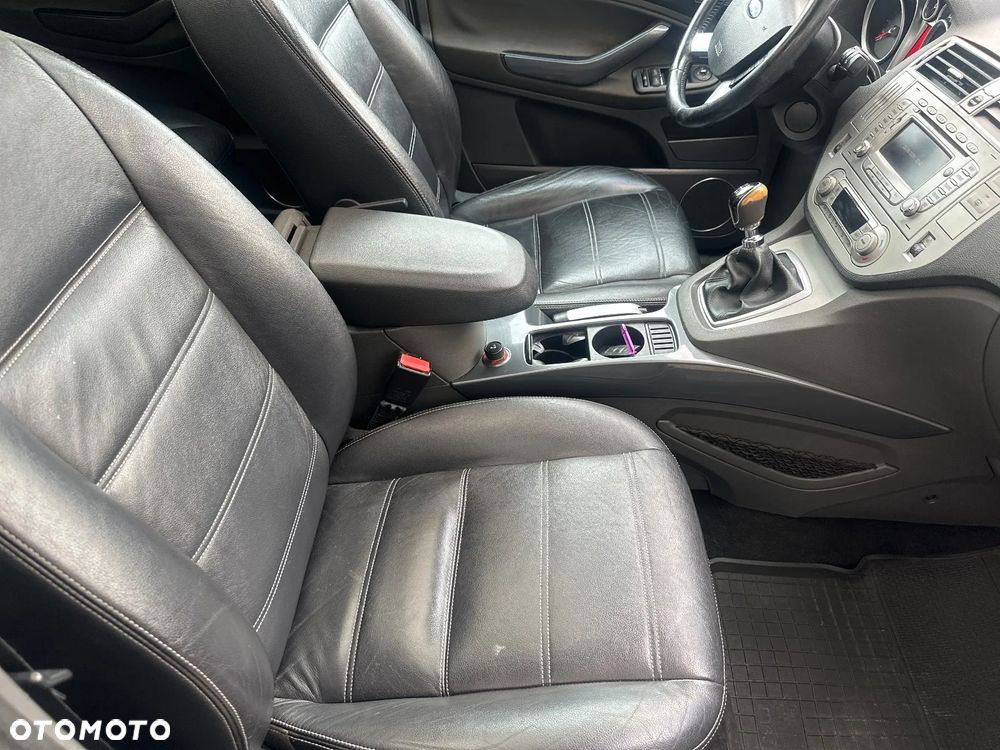 Ford Kuga 2.0 TDCi Titanium FWD - 27