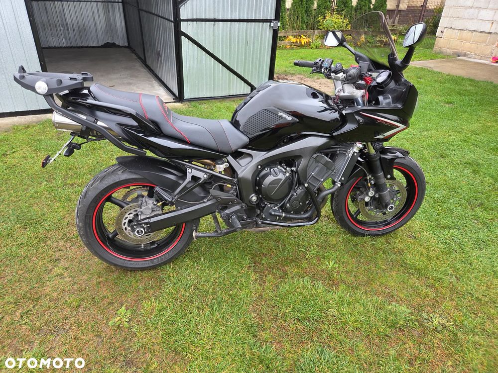 Yamaha FZ6 - 2