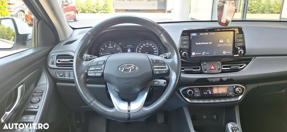 Hyundai i30 1.5 110CP M/T Highway - 13