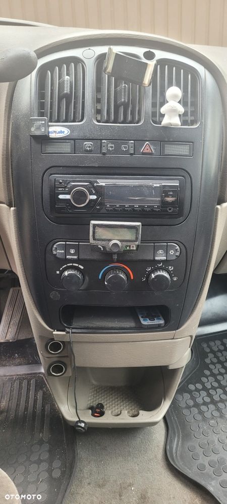 Chrysler Grand Voyager - 7