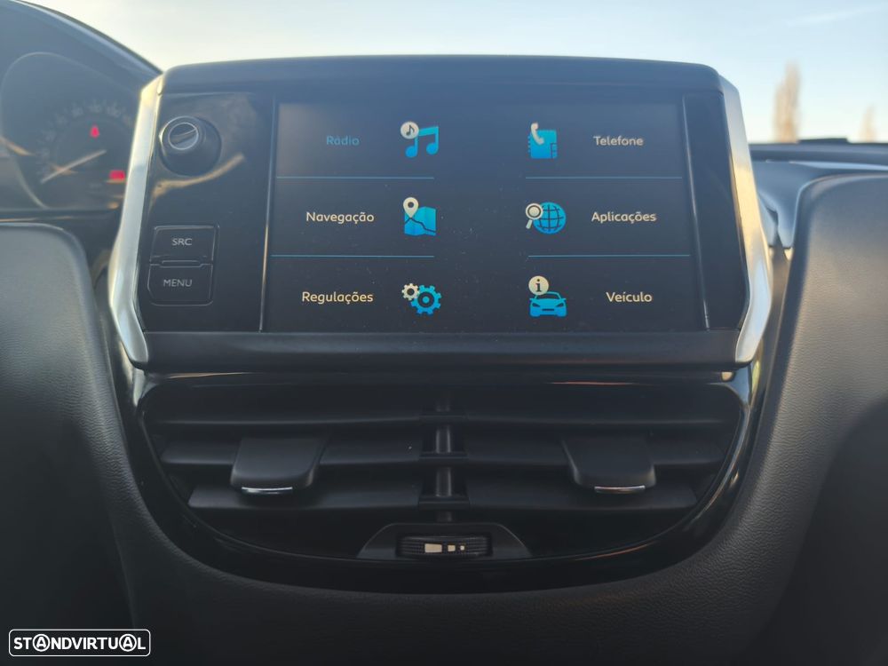 Peugeot 208 1.2 PureTech Signature - 10