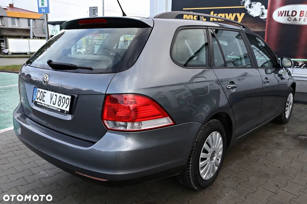 Volkswagen Golf - 18