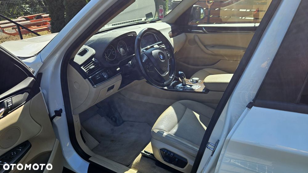 BMW X3 xDrive28i Advantage - 9