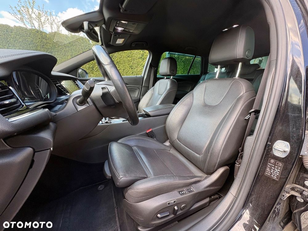 Opel Insignia 2.0 BiTurbo D 4x4 Automatik Business Innovation - 32