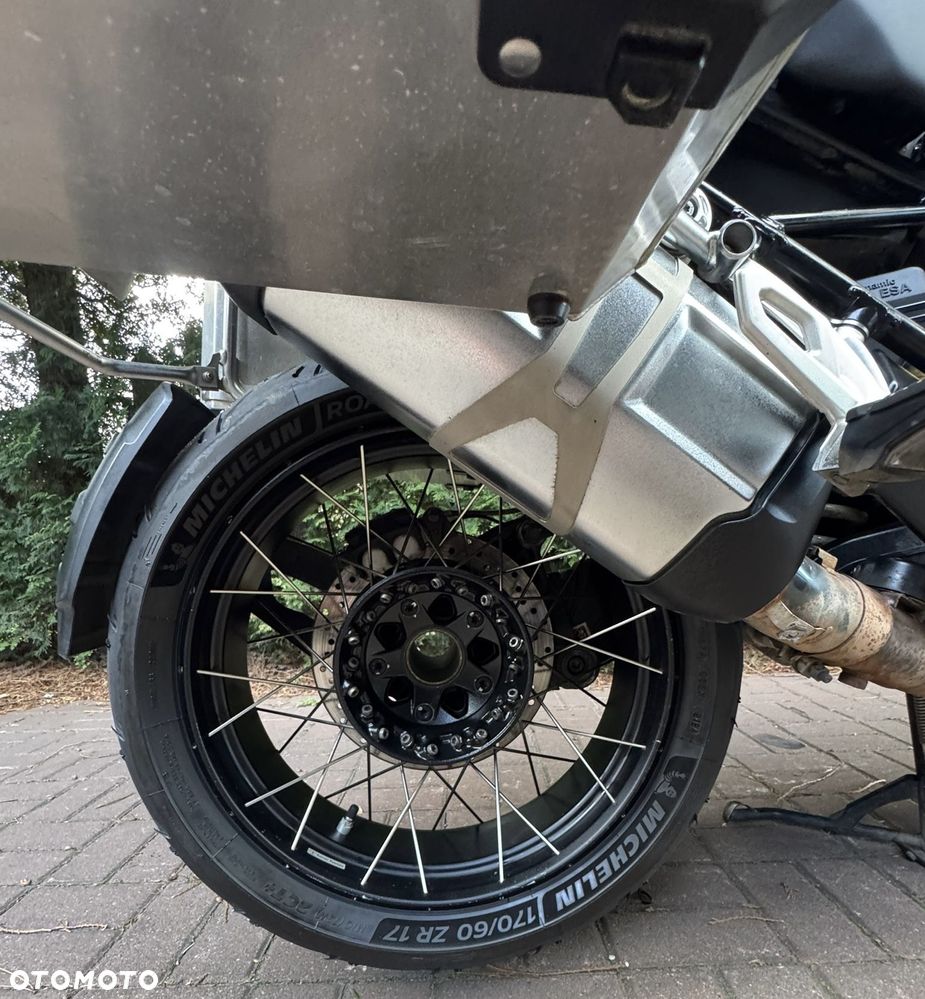 BMW R - 9