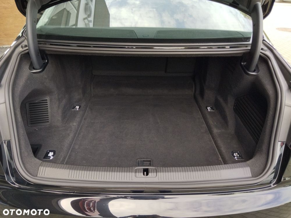 Audi A8 L 55 TFSI mHEV Quattro Tiptr - 23