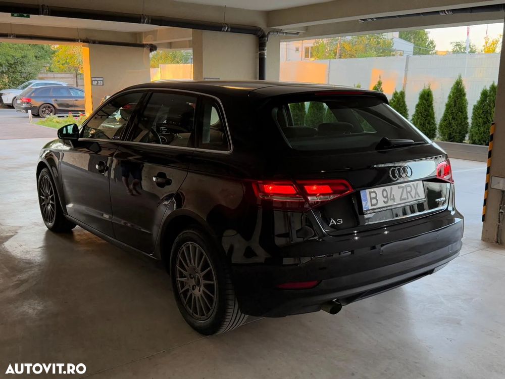 Audi A3 Sportback 1.0 TFSI S tronic - 4