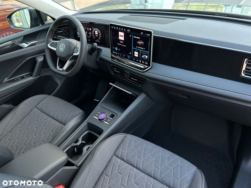 Volkswagen Tiguan - 13