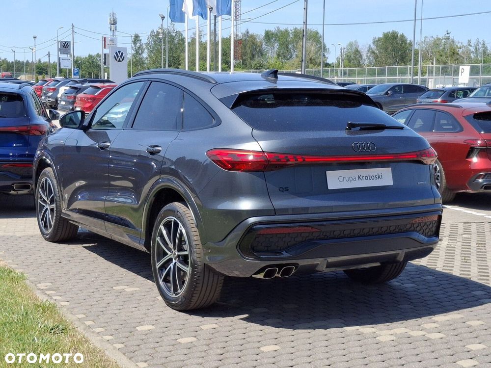 Audi Q5 Sportback - 5