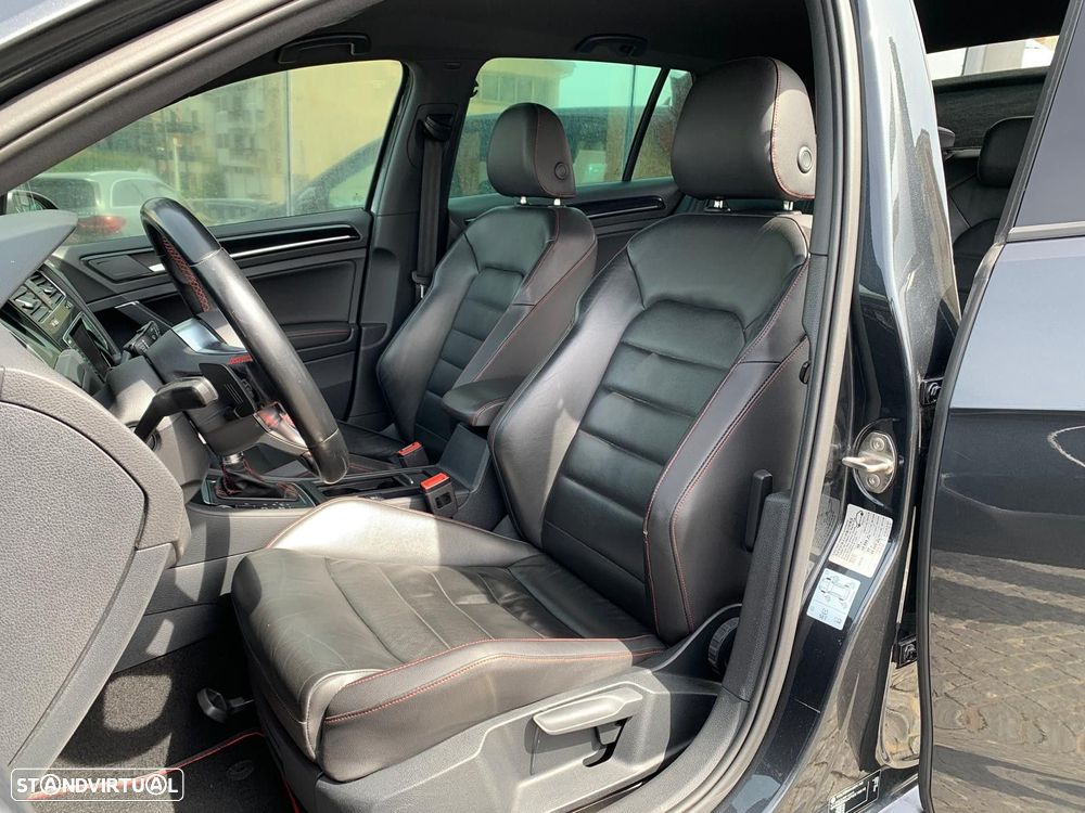VW Golf 2.0 TSi GTi DSG Performance - 11