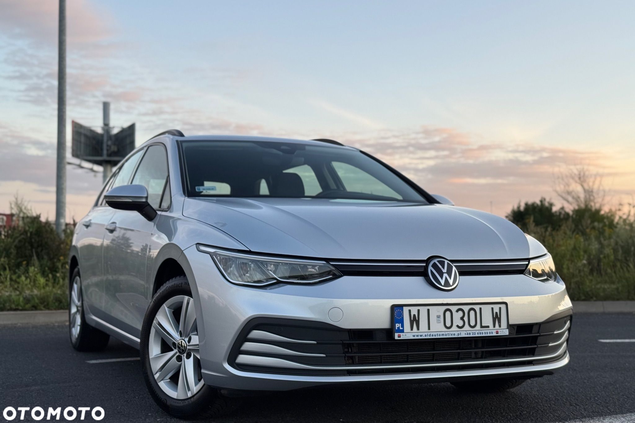 Volkswagen Golf VIII 1.5 TSI EVO Life - 1