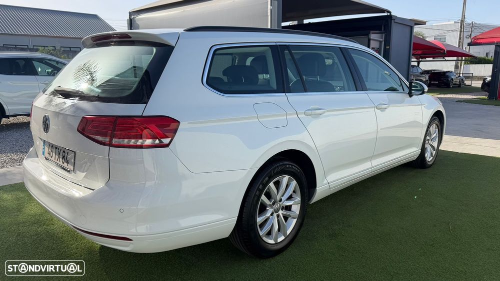 VW Passat Variant 1.6 TDI Highline - 6