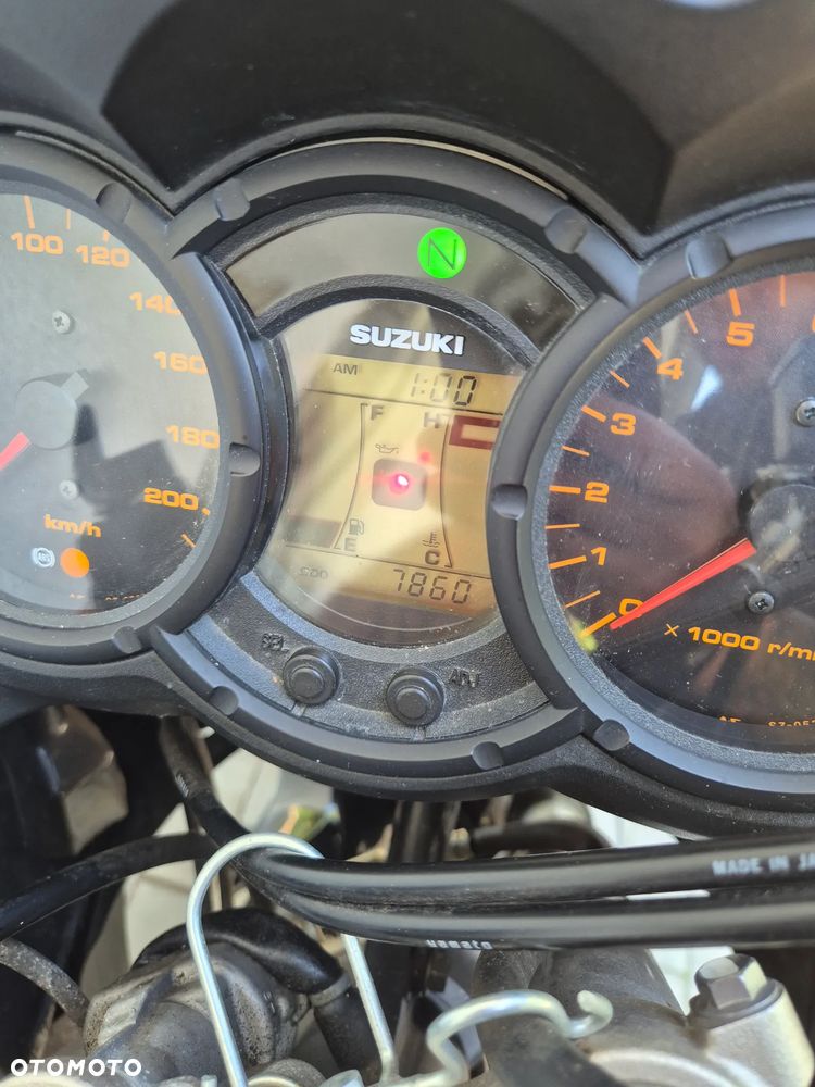 Suzuki DL - 7