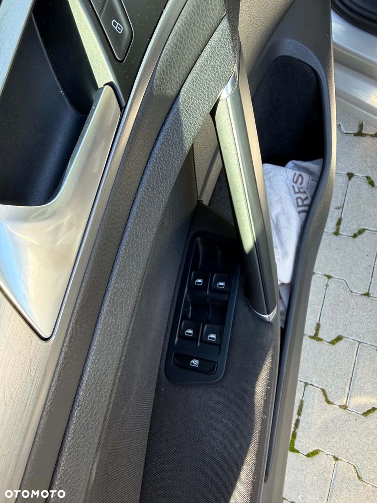 Volkswagen Golf - 21