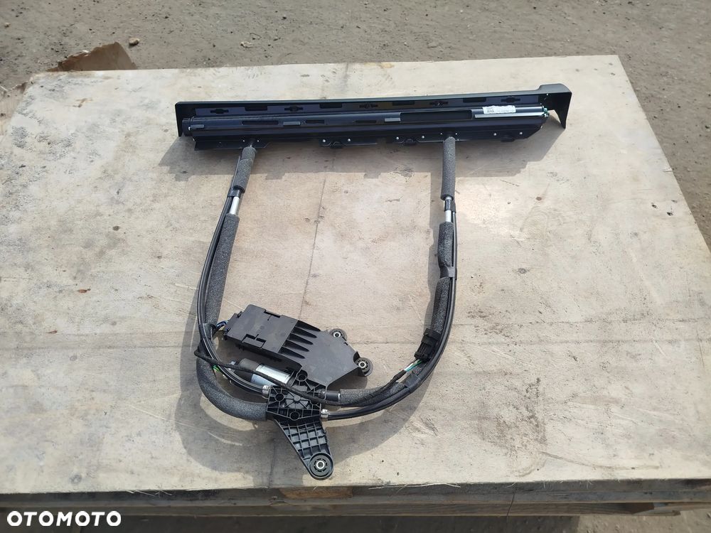 Maserati Levante roleta żaluzja drzwi lewa lewy lewych tył tylnych Mazowieckie Warszawa - 5