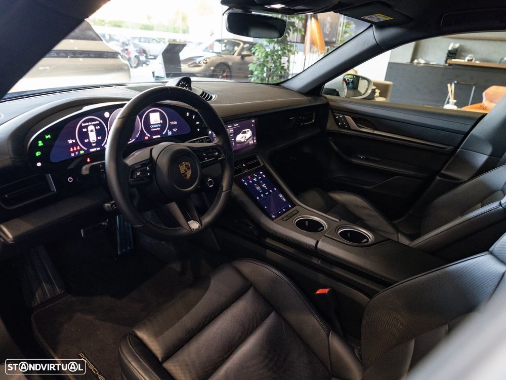Porsche Taycan Sport Turismo 4S - 25
