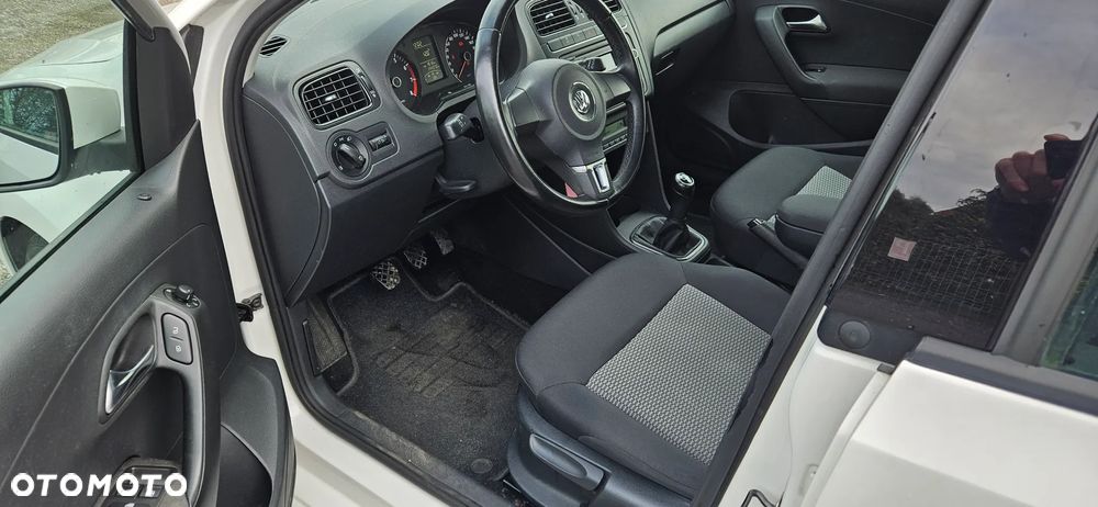 Volkswagen Polo 1.2 Entry - 9