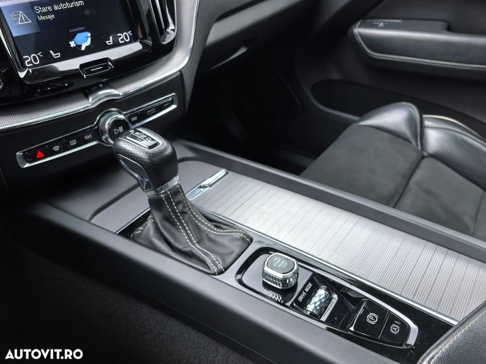 Volvo XC 60 D5 AWD R-Design - 15