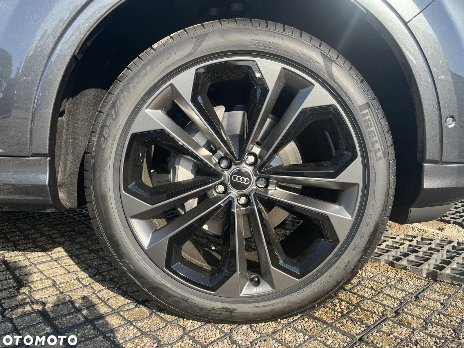 Audi Q7 - 10