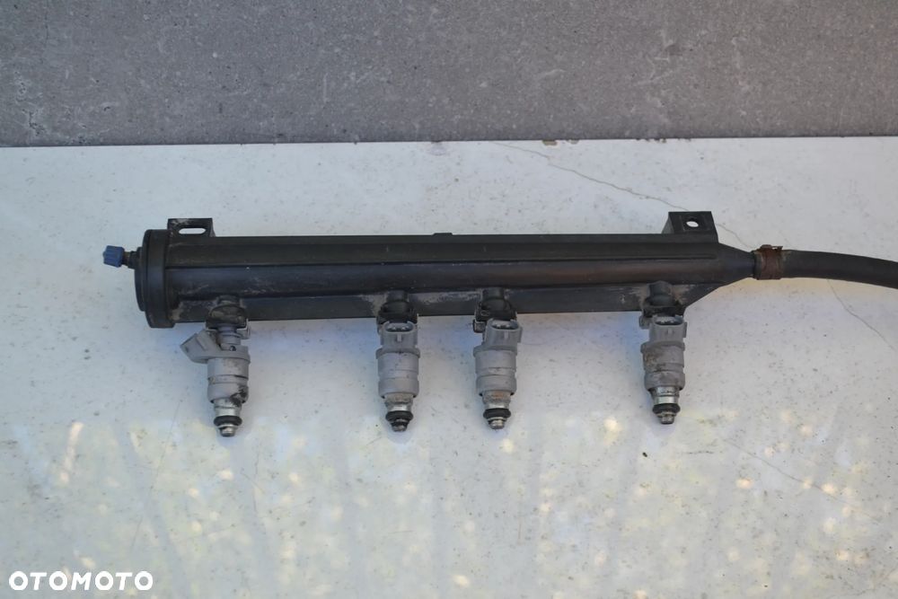 VW AUDI SEAT SKODA 1,6 MPI BSE LISTWA WTRYSKOWA 06A133317AS WTRYSKI 06A906031BT KPL - 1