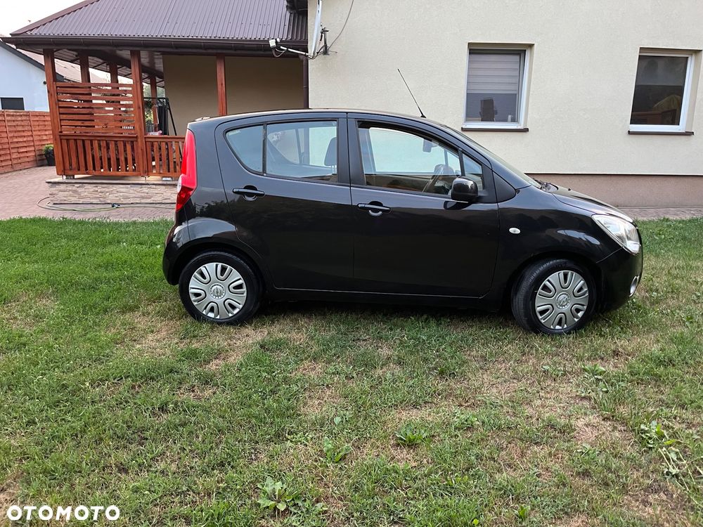 Opel Agila - 2