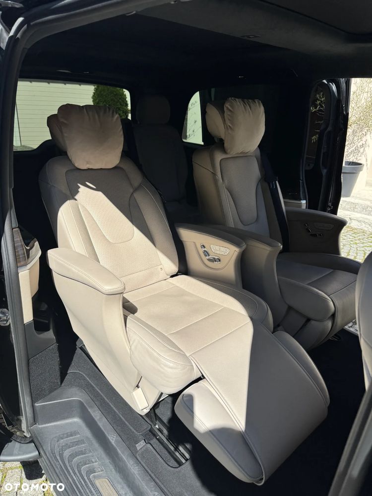 Mercedes-Benz Klasa V 300 d 4-Matic Exclusive 9G-Tronic (d³ugi) - 11