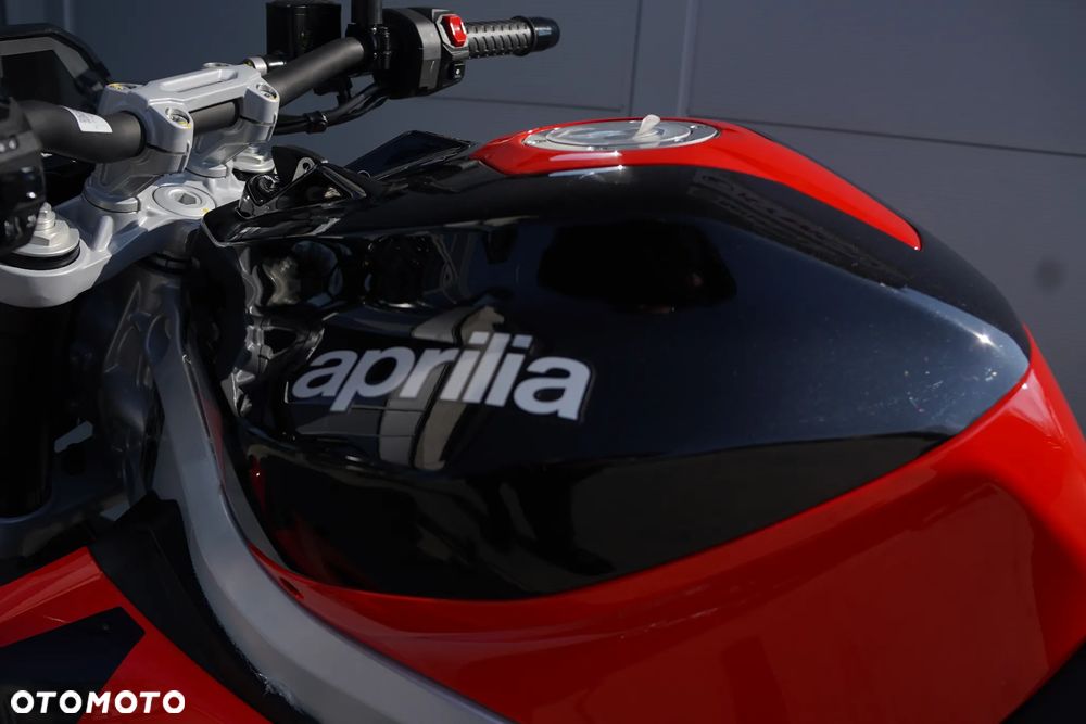 Aprilia Tuono - 7