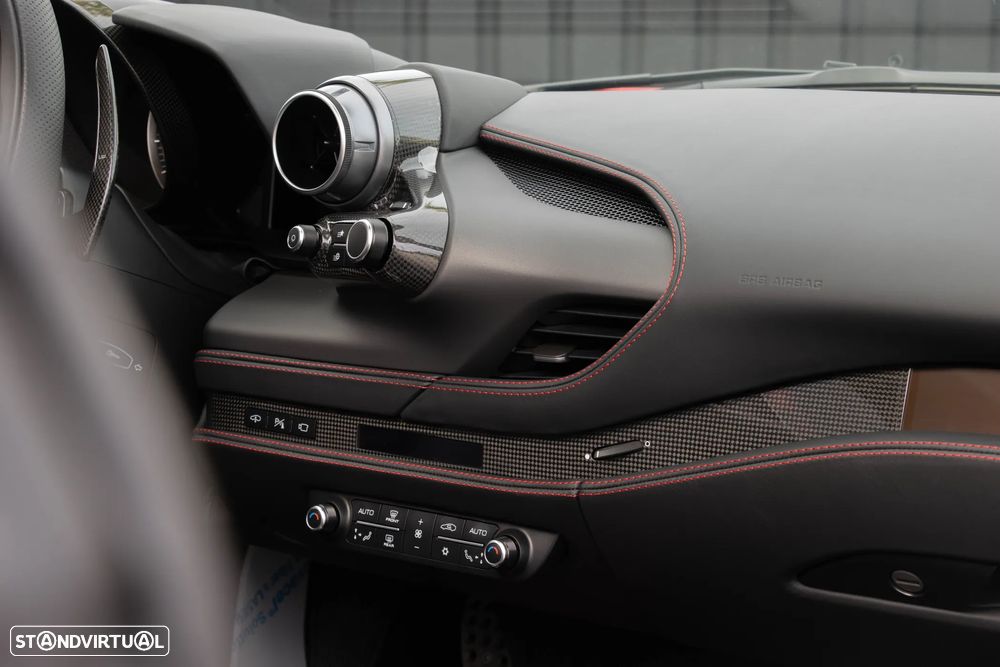 Ferrari F8 Tributo Standard - 40