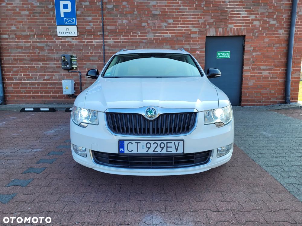 Skoda Superb 1.8 TSI Exclusive - 4