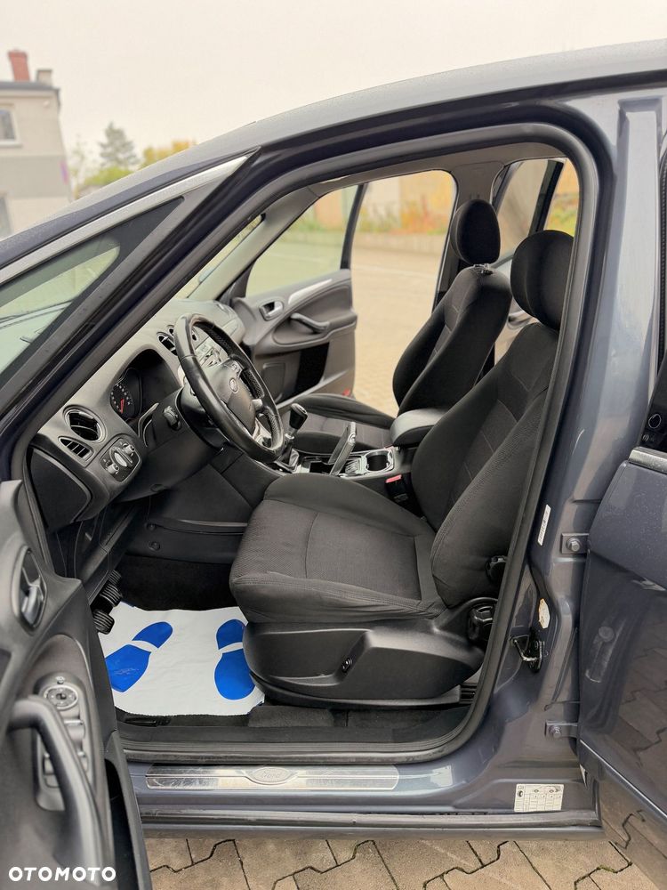 Ford S-Max 2.0 TDCi DPF Titanium X - 19