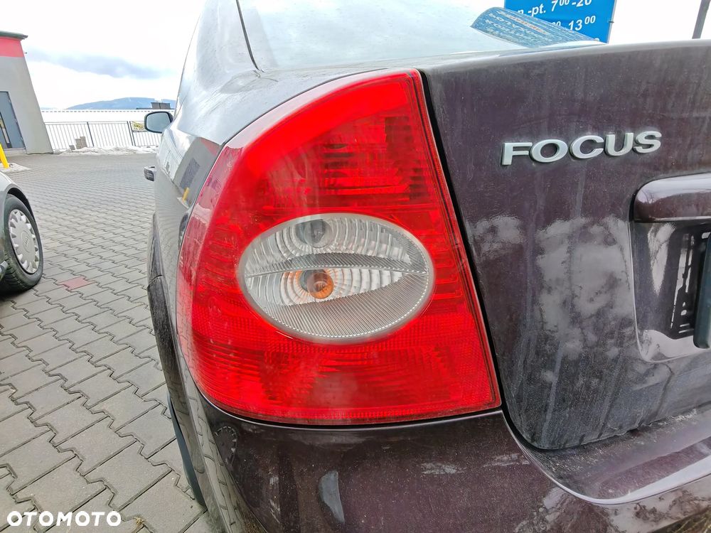 Lampy przód, tył  P/L Ford Focus Mk2 lift 2008r sedan - 3