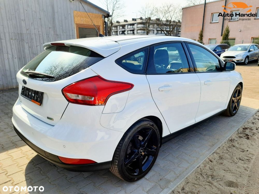 Ford Focus - 14