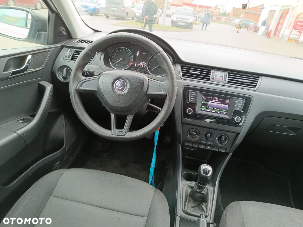 Skoda RAPID 1.6 TDI DPF Ambition - 10