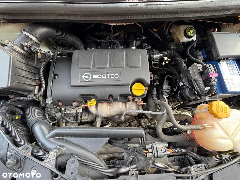 Opel Corsa 1.4 16V Edition - 18