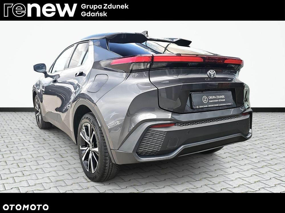 Toyota C-HR - 11