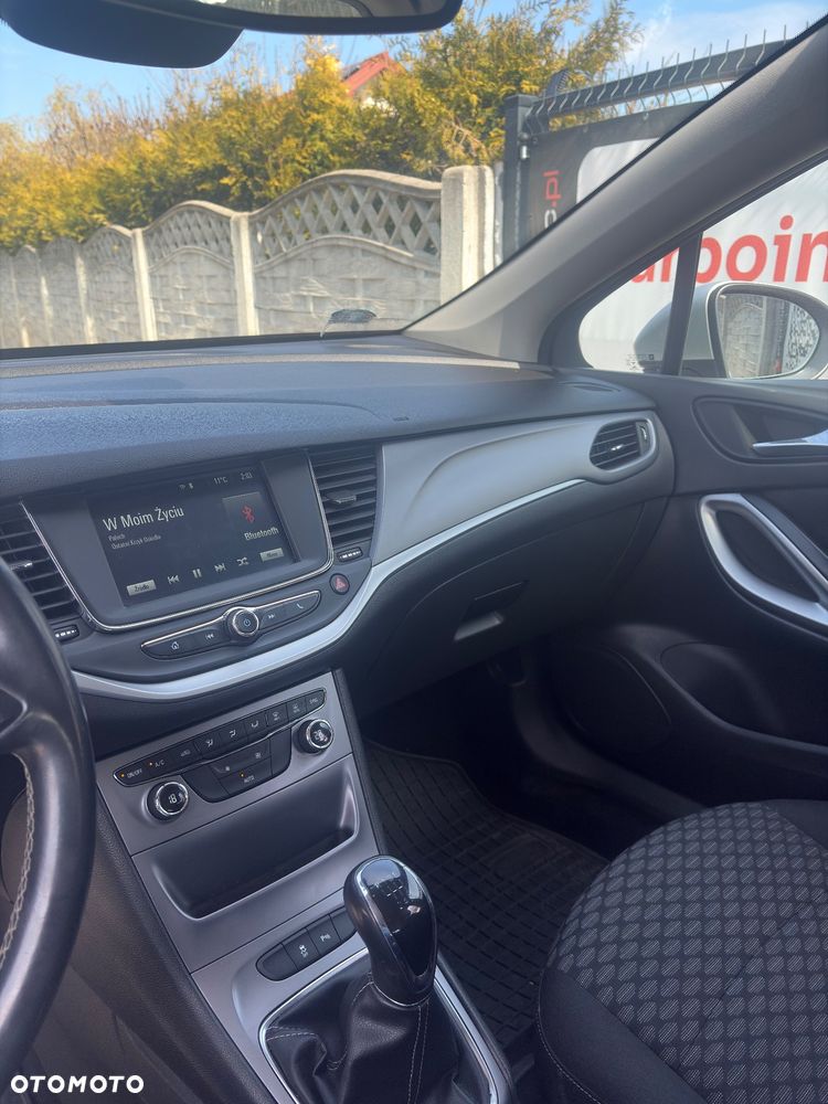 Opel Astra 1.6 CDTI Cosmo - 18