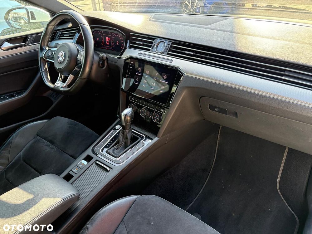 Volkswagen Arteon 2.0 TSI R-Line DSG - 24