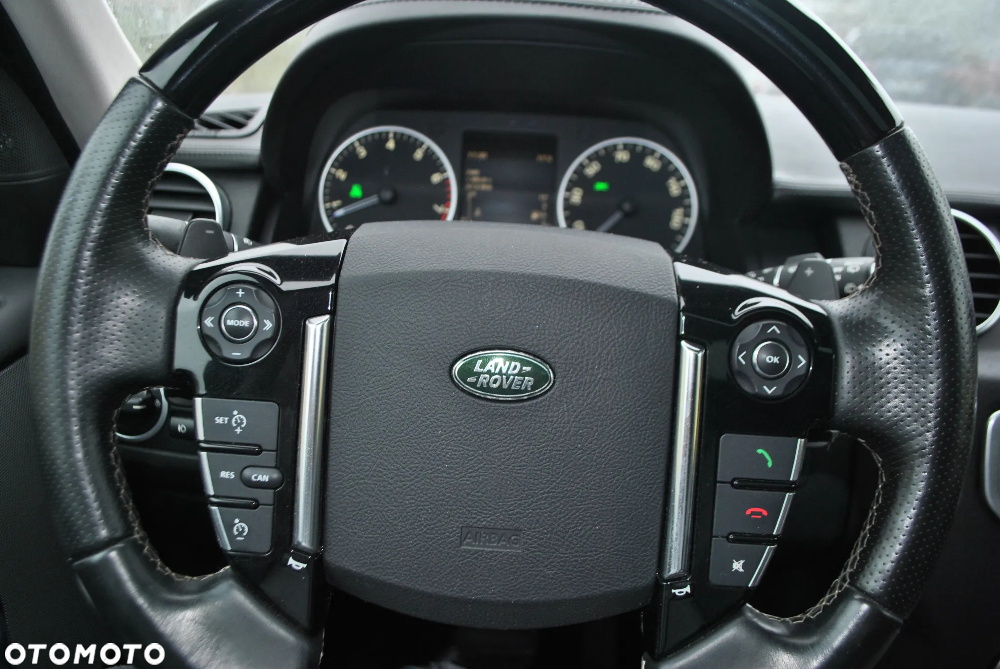 Land Rover Discovery IV 3.0 V6 SC Landmark - 22