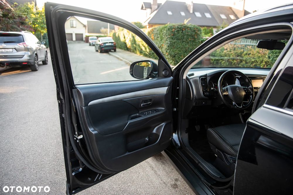 Mitsubishi Outlander 2.0 2WD Edition - 17