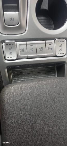 Hyundai Kona 64kWh Premium - 17
