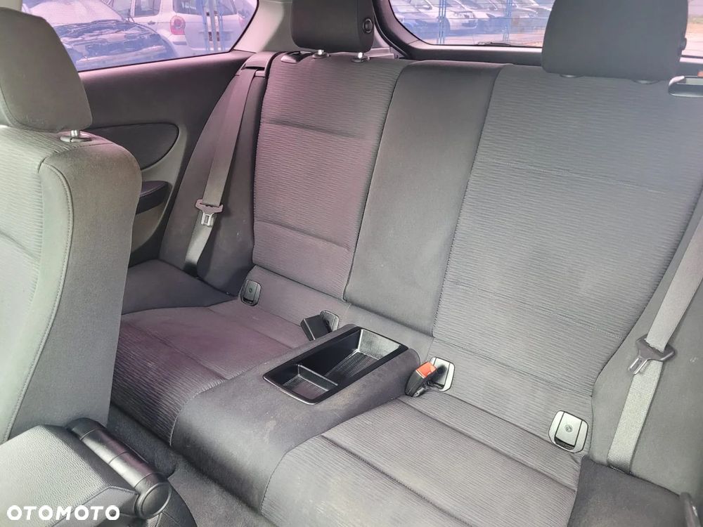 BMW Seria 1 - 16