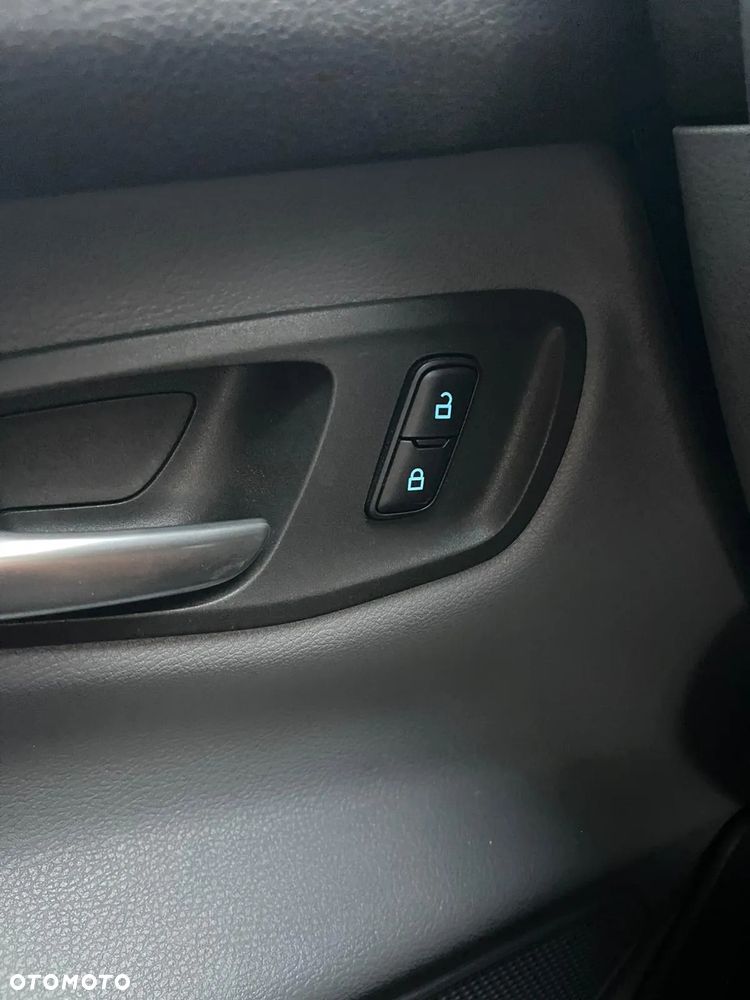 Ford Transit Custom - 8