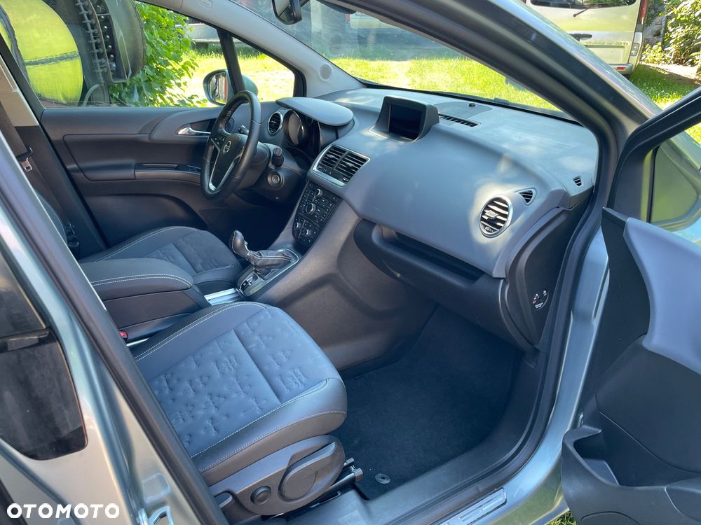 Opel Meriva 1.4 Essentia - 17