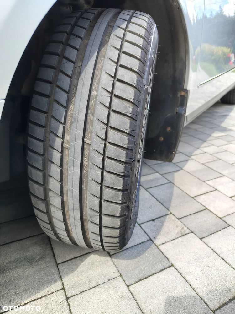 Volkswagen Passat 2.0 TDI DPF Comfortline - 17